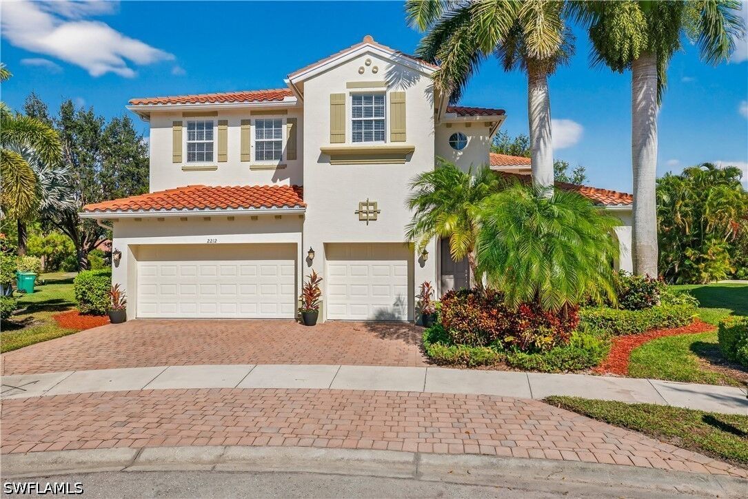 Property Photo: 2212 Vardin Place FL 34120