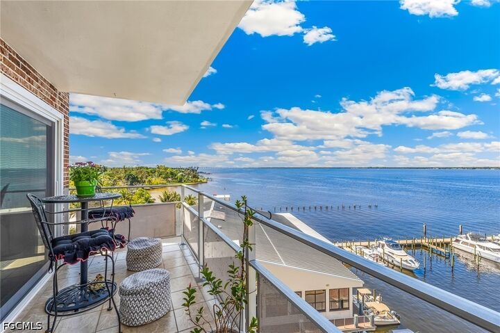 Property Photo:  2350 W 1st Street 801  FL 33901 