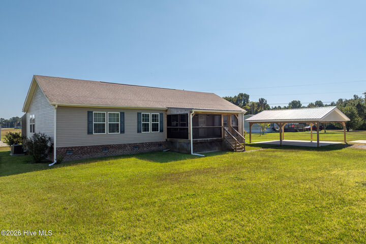 Property Photo:  1406 White Oak River Road  NC 28555 