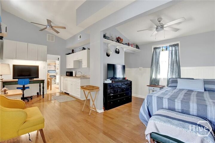 Property Photo: 708 Jones Avenue GA 31328