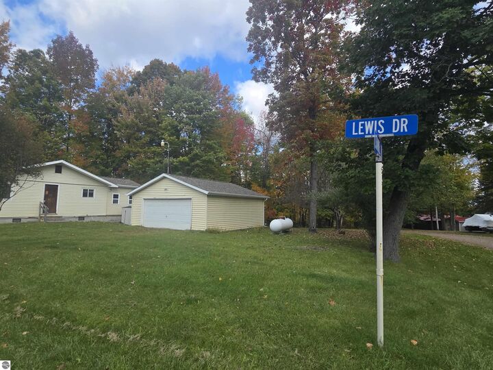 Property Photo: 4885 Lewis MI 48635