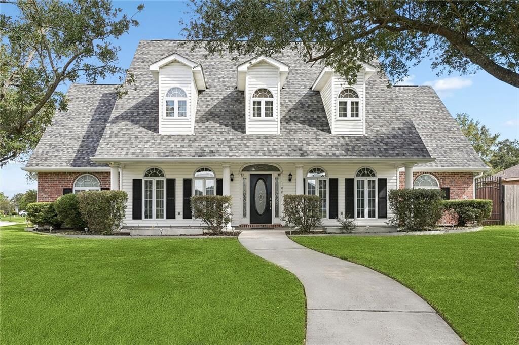 Property Photo:  108 Lake Ridge Drive  LA 70068 