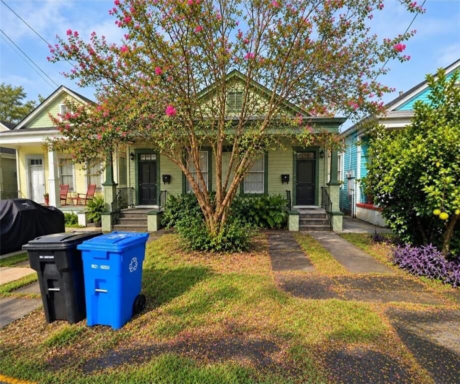 Property Photo:  8223 Jeannette Street  LA 70118 