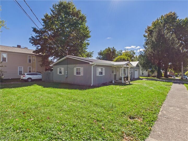 Property Photo:  301 Vernon Street  OH 45750 