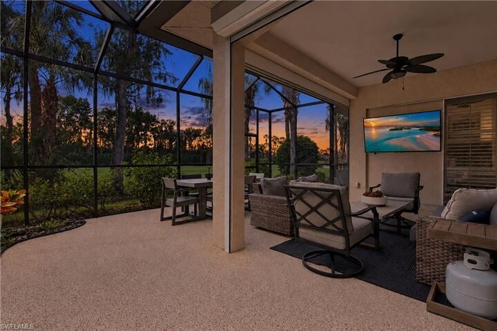 Property Photo:  12756 Fox Ridge Dr  FL 34135 