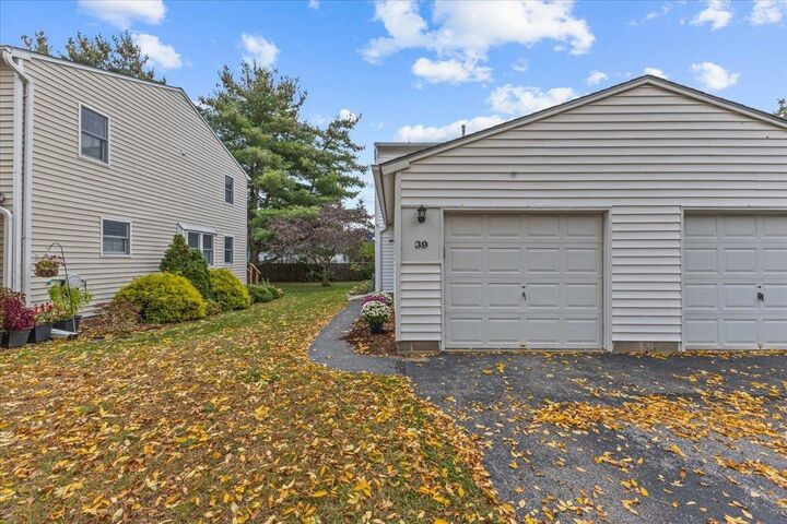 Property Photo:  39 Fairmont Place  VT 05401 