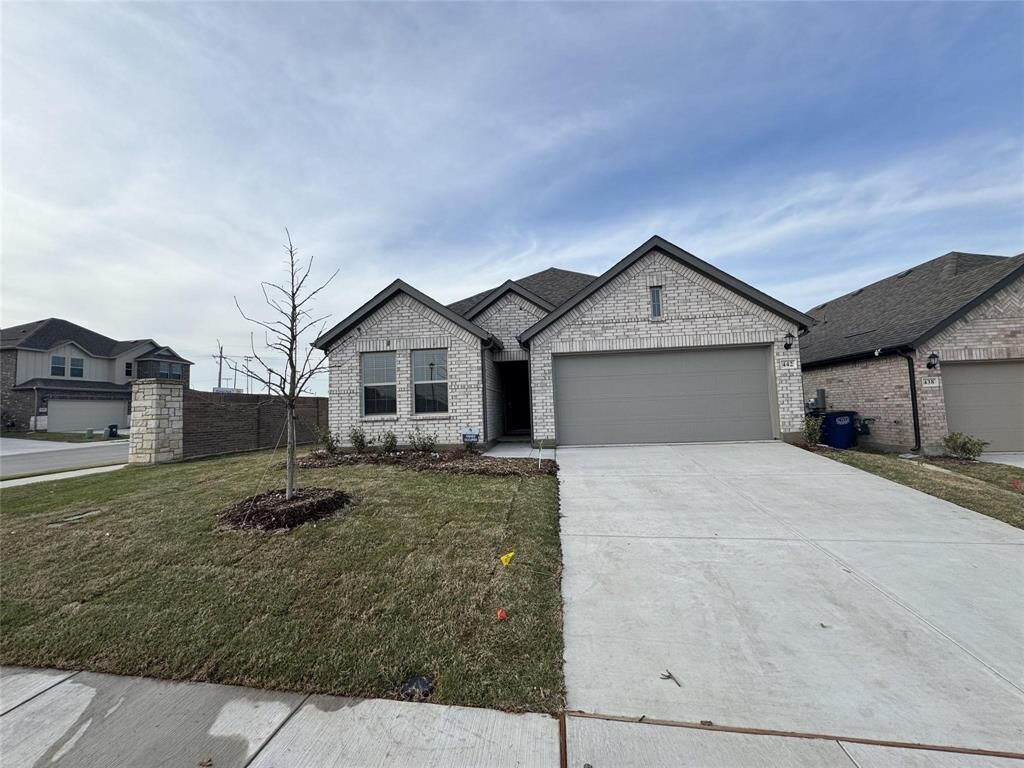 Property Photo:  442 Kingsbury Avenue  TX 75407 
