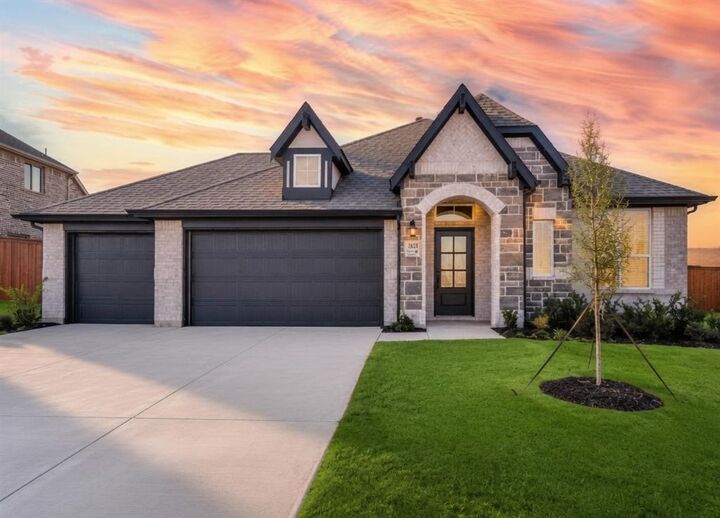 Property Photo:  3829 Walnut Creek Drive  TX 75114 