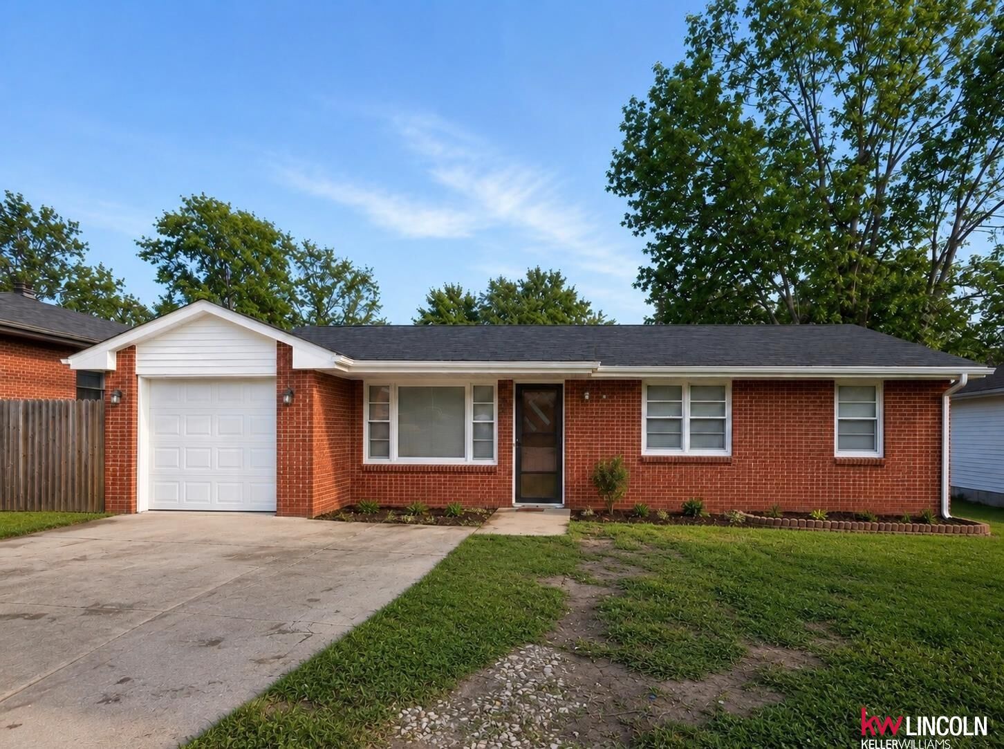 Property Photo: 6701 Vine Street NE 68505