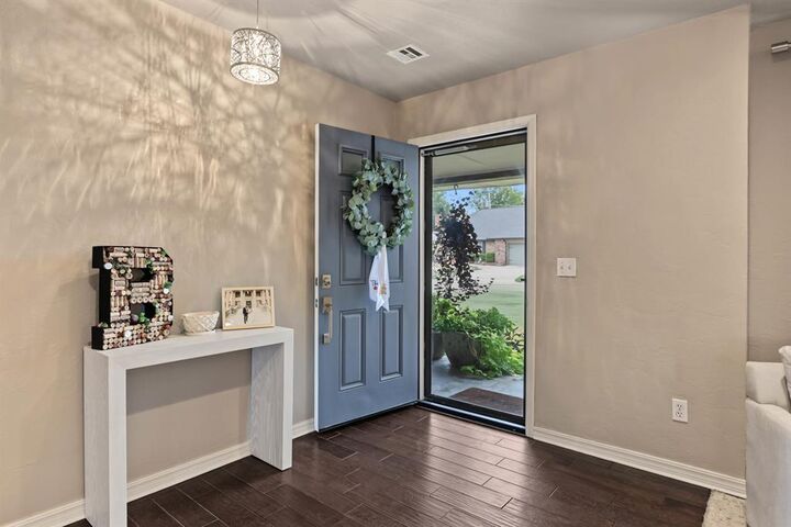 Property Photo: 2709 NW 58th Place OK 73112