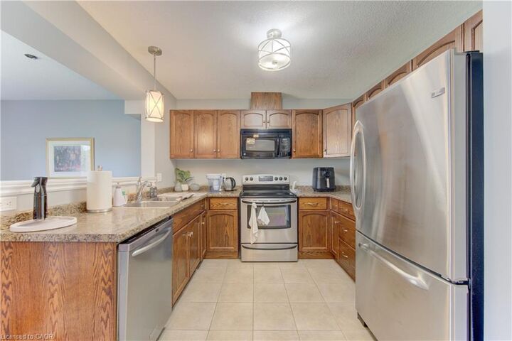 Property Photo:  6 Edwards Street  ON N1E 0B2 