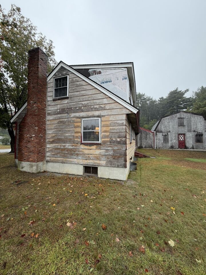 Property Photo:  17 Howe St  MA 01938 
