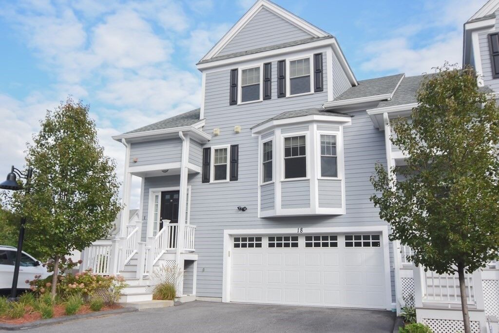 Property Photo: 60 Lenox St 18 MA 02062