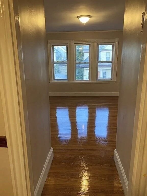 Property Photo:  35 Hewins St 3  MA 02121 