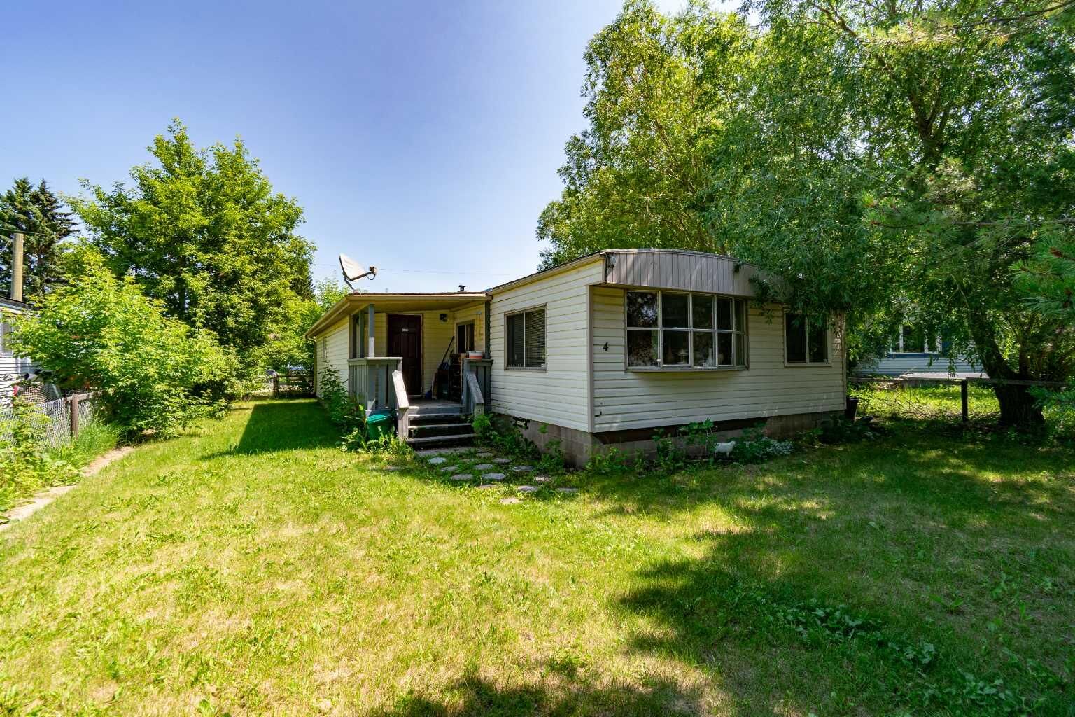 Property Photo:  4 48A Street Close  AB T0C 0B0 