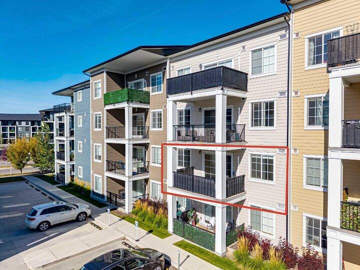 Property Photo:  151 Legacy Main Street SE 8216  AB T2X 5C7 