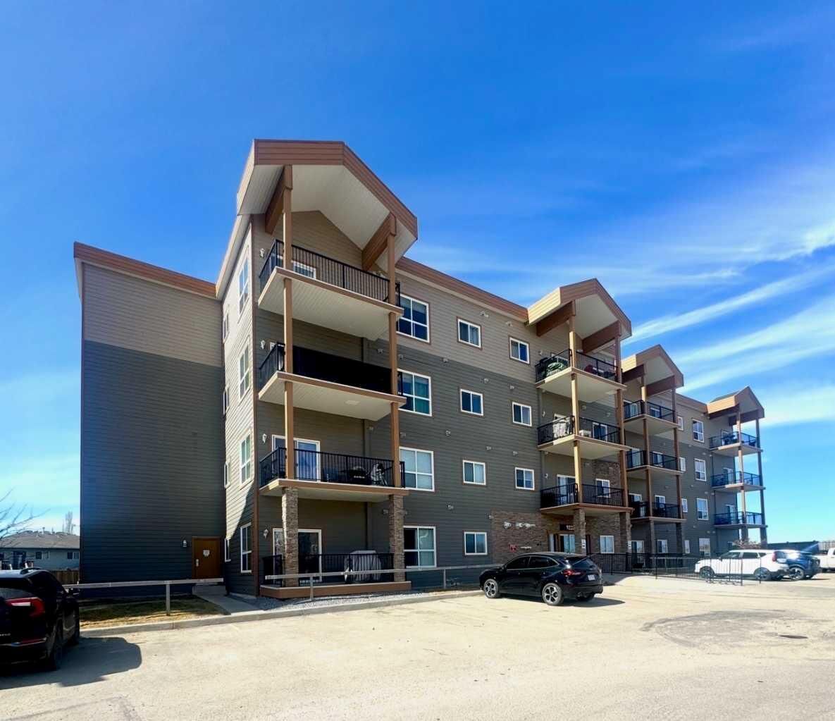 Property Photo:  9225 Lakeland Drive 301  AB T8X 0B8 