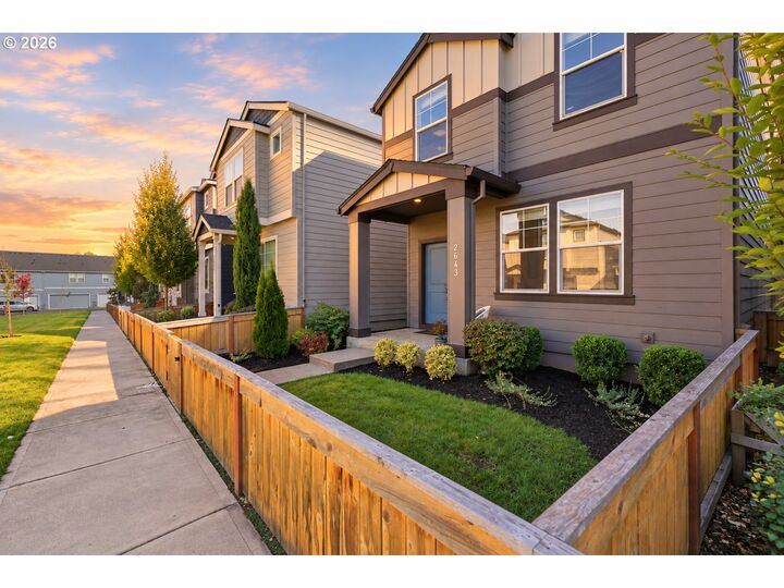 Property Photo:  2643 NE 116th Pl  WA 98684 