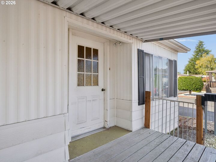 Property Photo:  21100 NE Sandy Blvd 103  OR 97024 
