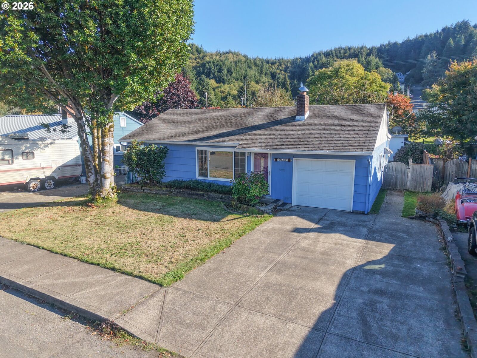 Property Photo: 2600 Gardens Ave OR 97467