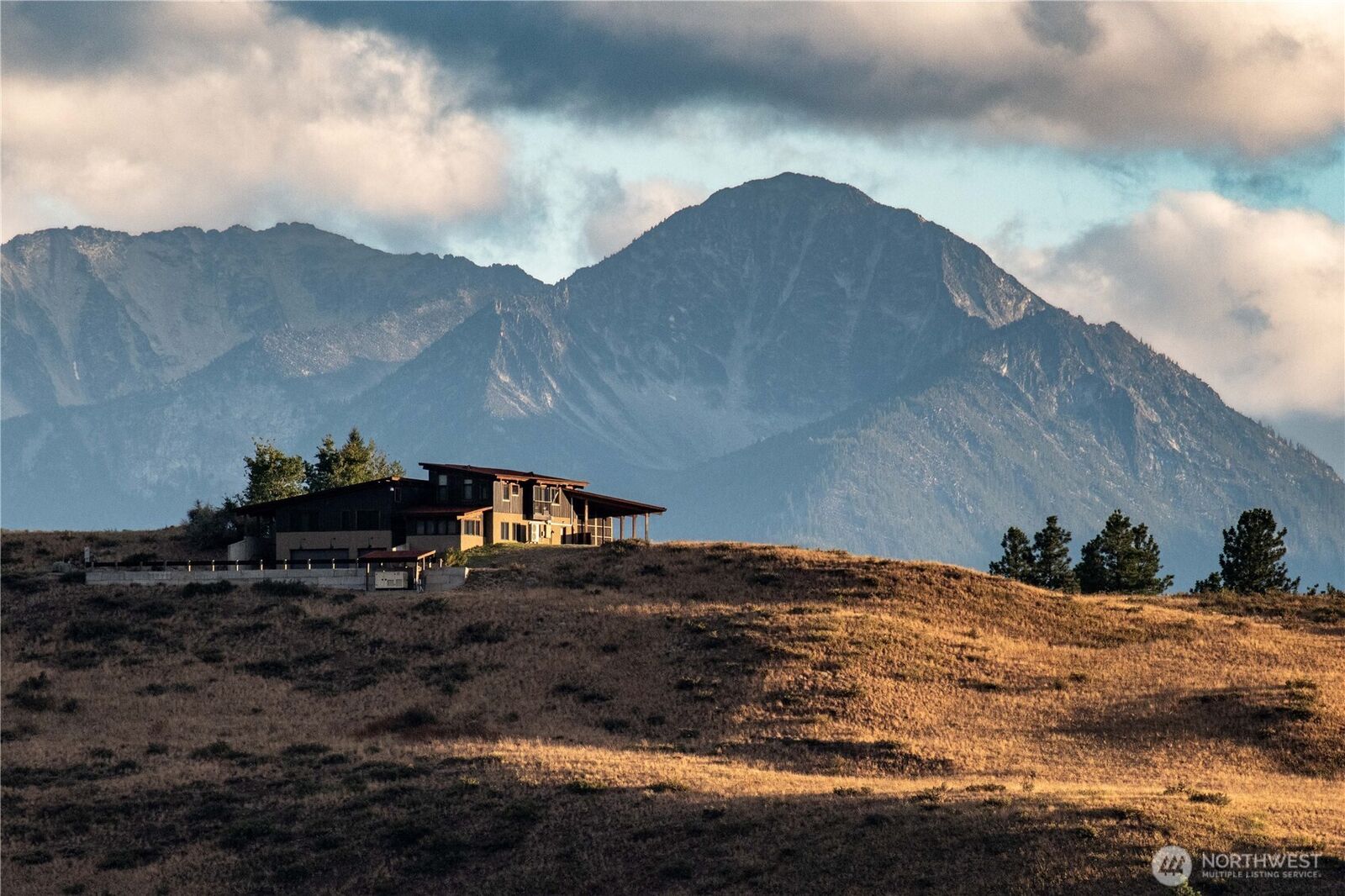 Property Photo: 99 Hilltop Drive WA 98862