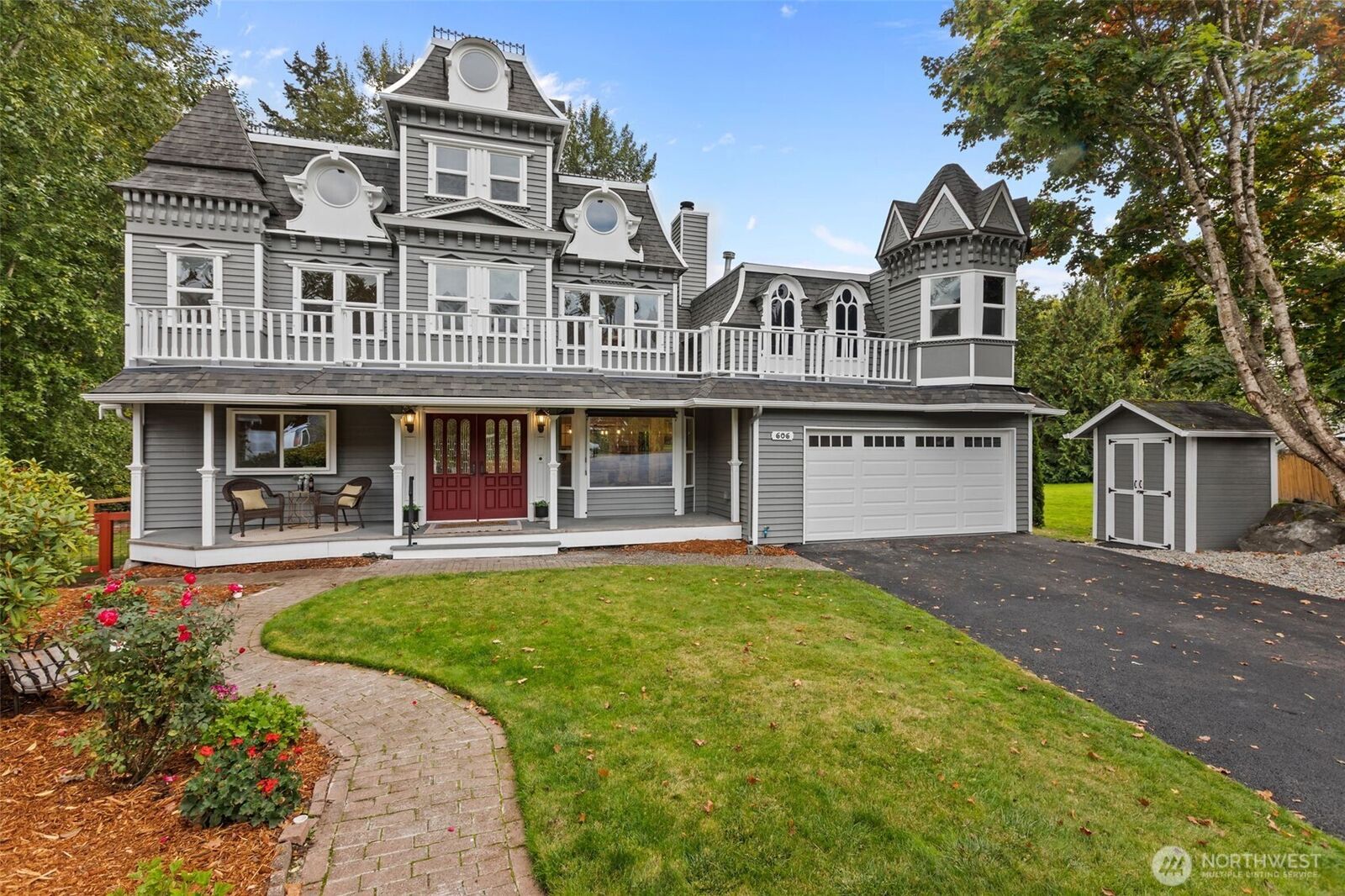 Property Photo: 606 164th Place SE WA 98012