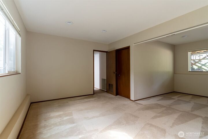 Property Photo: 4221 152nd Place SW WA 98087