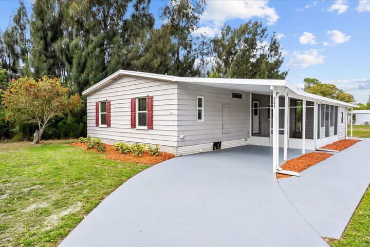 Property Photo:  8221 Cinnamon Lane  FL 34952 