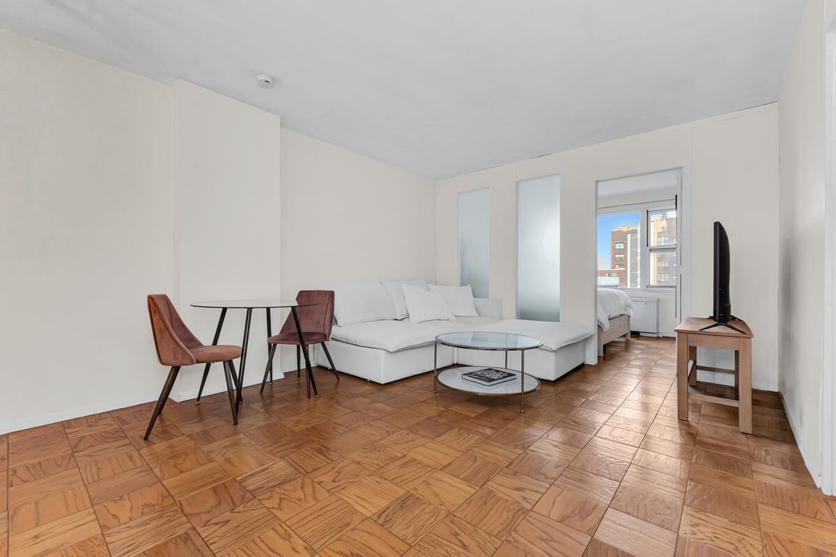 Property Photo: 305 E 24th Street 10L NY 10010