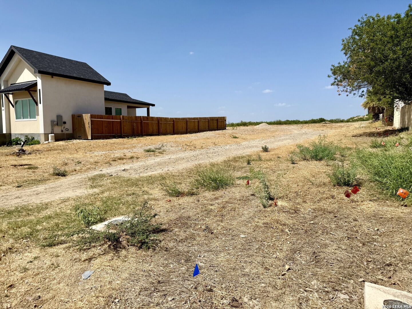 Property Photo: 843 Ceniza Dr TX 78852