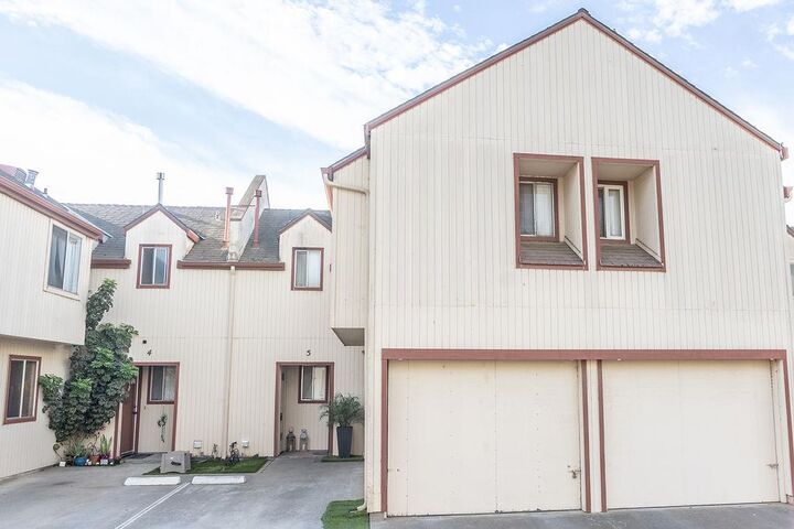 Property Photo: 2364 North Main Street 5 CA 93906