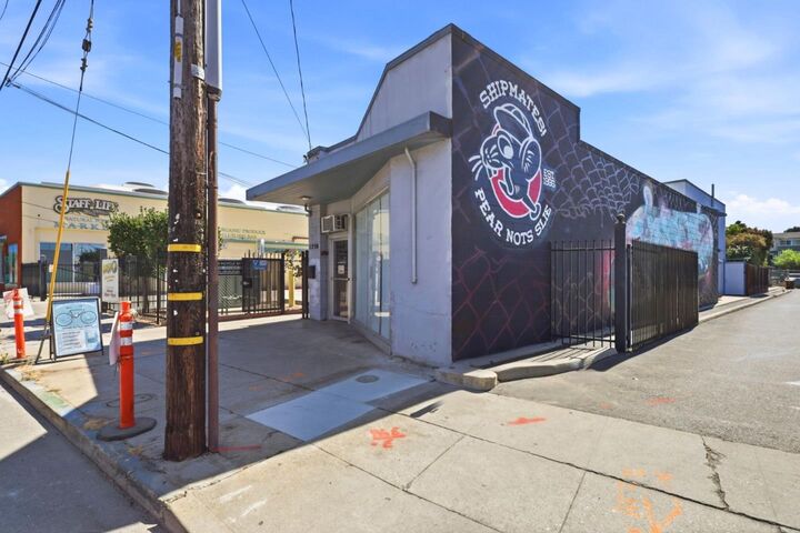 Property Photo:  1250 Soquel Avenue  CA 95062 