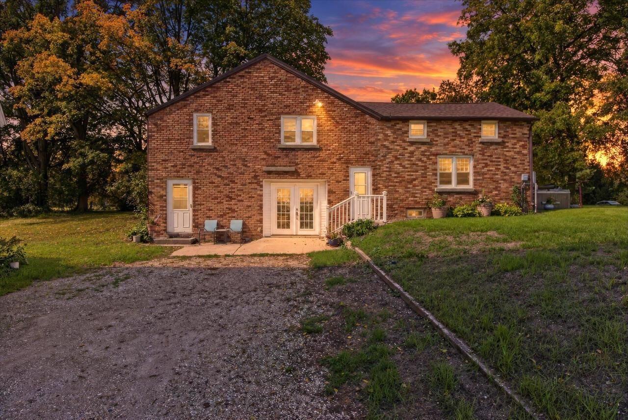 Property Photo:  559 Shearer Street  WI 53534 