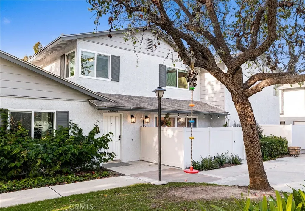 Property Photo: 20004 Waverly Glen 46 CA 92886