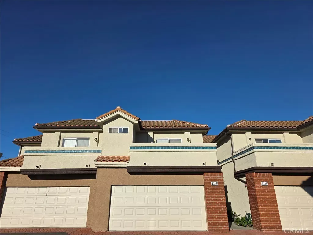 Property Photo:  1265 S Neveen  CA 92804 