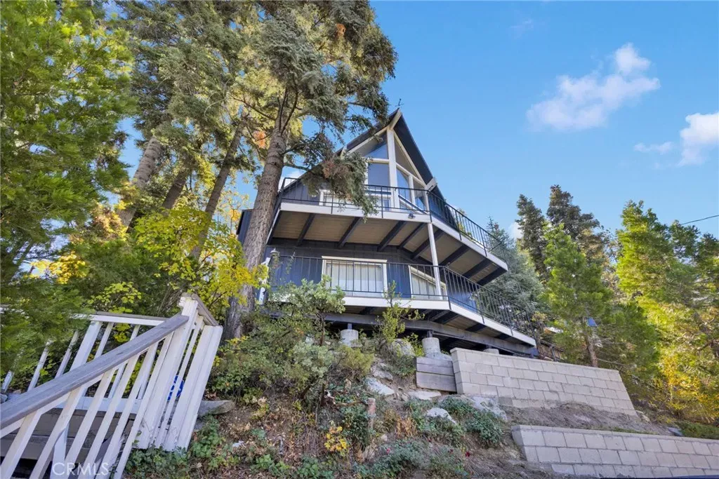 Property Photo:  28919 Palisades  CA 92352 