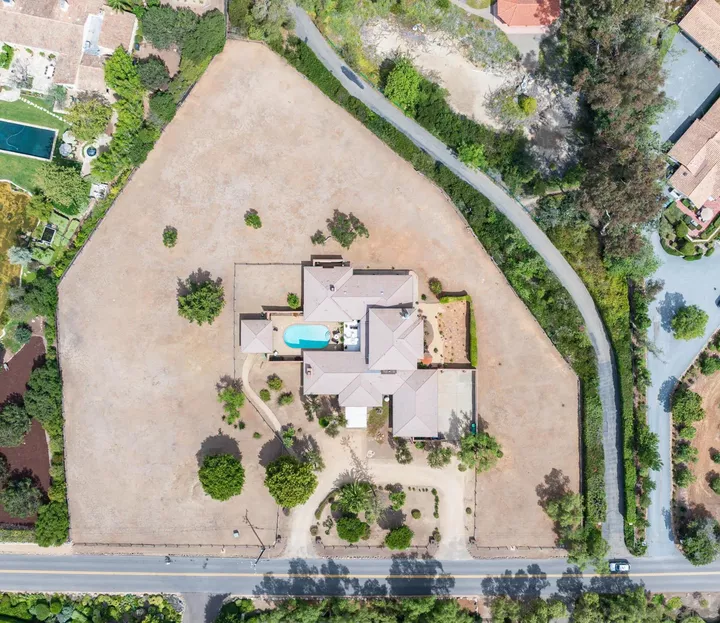 Property Photo:  6358 Lago Lindo  CA 92067 