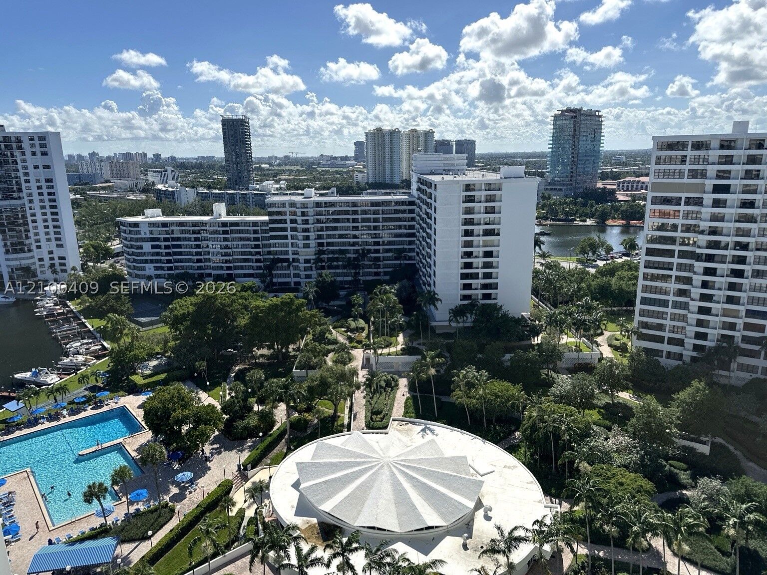 Property Photo: 2500 Parkview Dr 2018 FL 33009