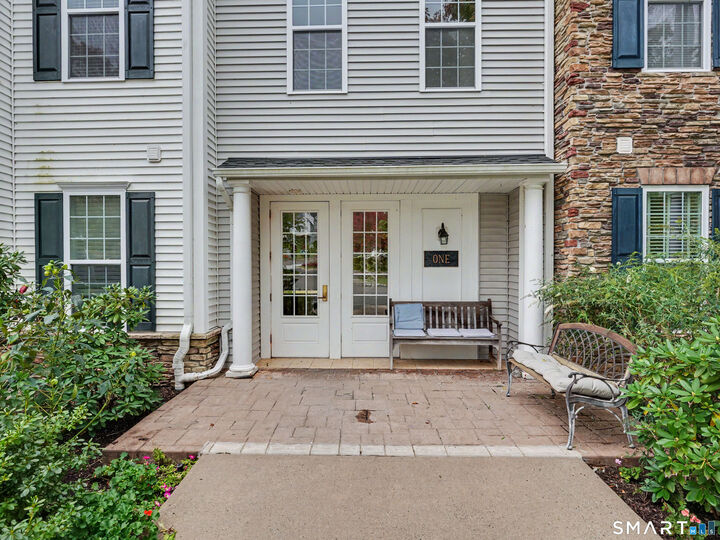 Property Photo:  1 Rivington Way 306  CT 06810 