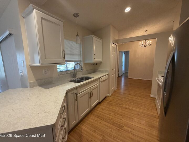 Property Photo:  854 Hunters Creek Drive  FL 32904 