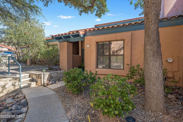 Property Photo: 5392 N Paseo De La Terraza AZ 85750