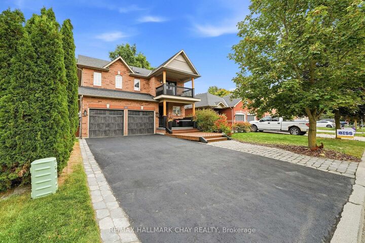 Property Photo:  427 Haines Street  ON L0G 1A0 