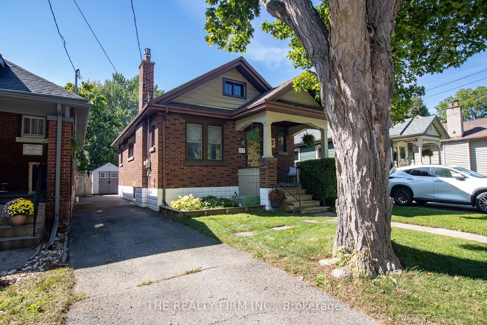 Property Photo:  117 Thornton Avenue  ON N5Y 2Y6 