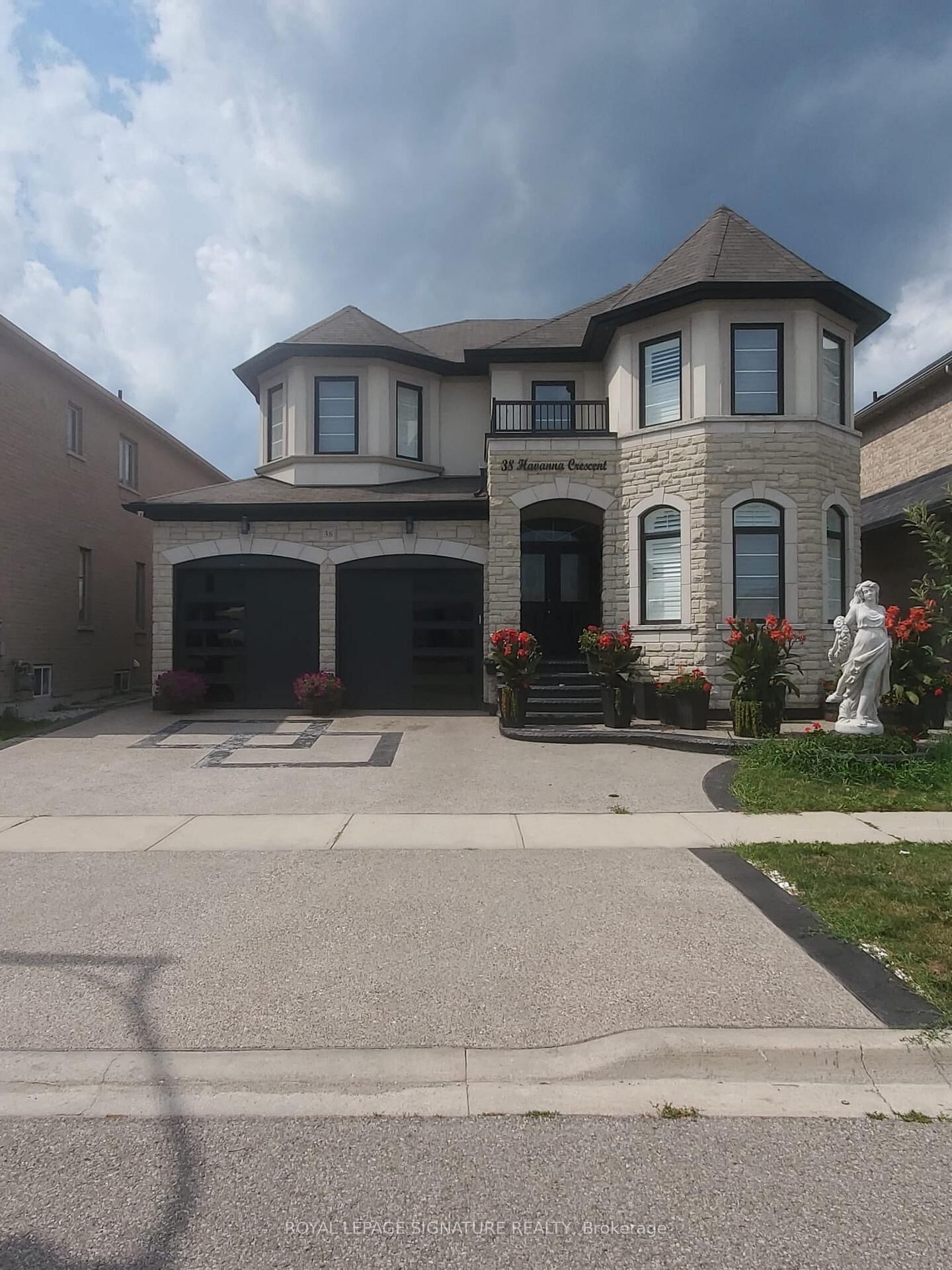 Property Photo:  38 Havanna Crescent Basement  ON L6P 3Y2 