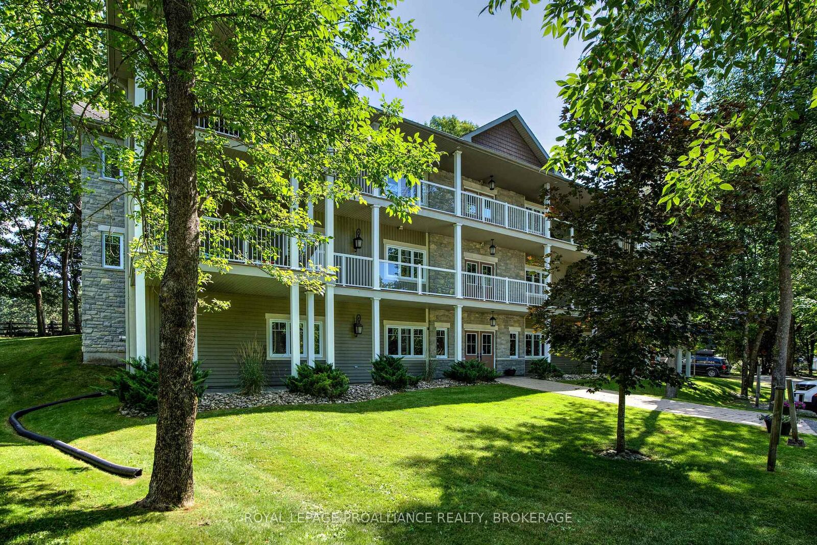 Property Photo:  532 10th Concession Road 11-5  ON K0G 1X0 