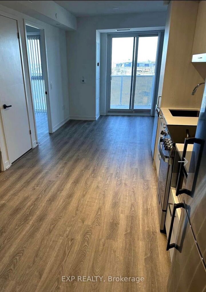 Property Photo:  195 Commerce Street 3208  ON L4K 0P9 