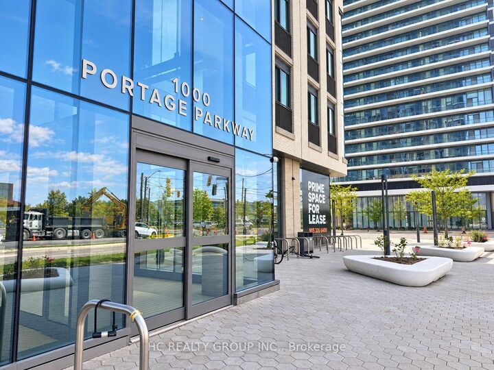 Property Photo: 1000 Portage Parkway 2103 ON L4K 0L1
