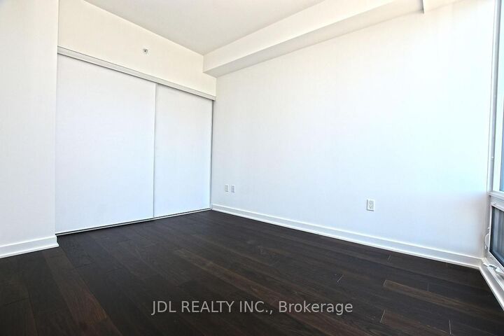 Property Photo:  115 Blue Jays Way 4101  ON M5V 0M4 