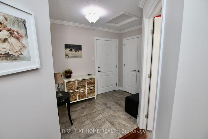 Property Photo:  2 Warner Street 301  ON K4R 0B5 
