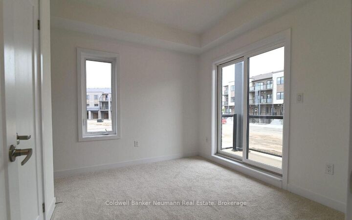 Property Photo:  42 Lowes Road W 12  ON N1G 0H6 